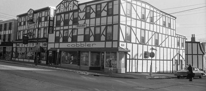 Black and white photo of Mills Bros. store on Spring Garden Road