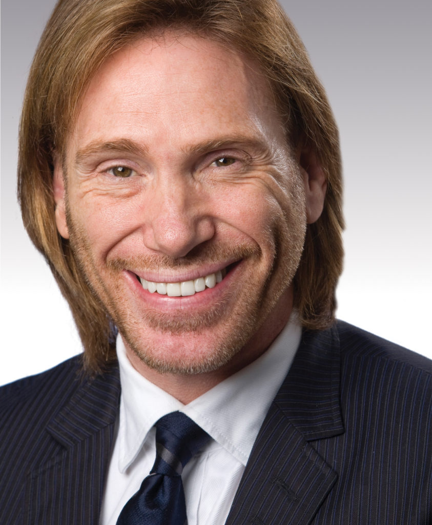 Portrait photo of Rob Steele